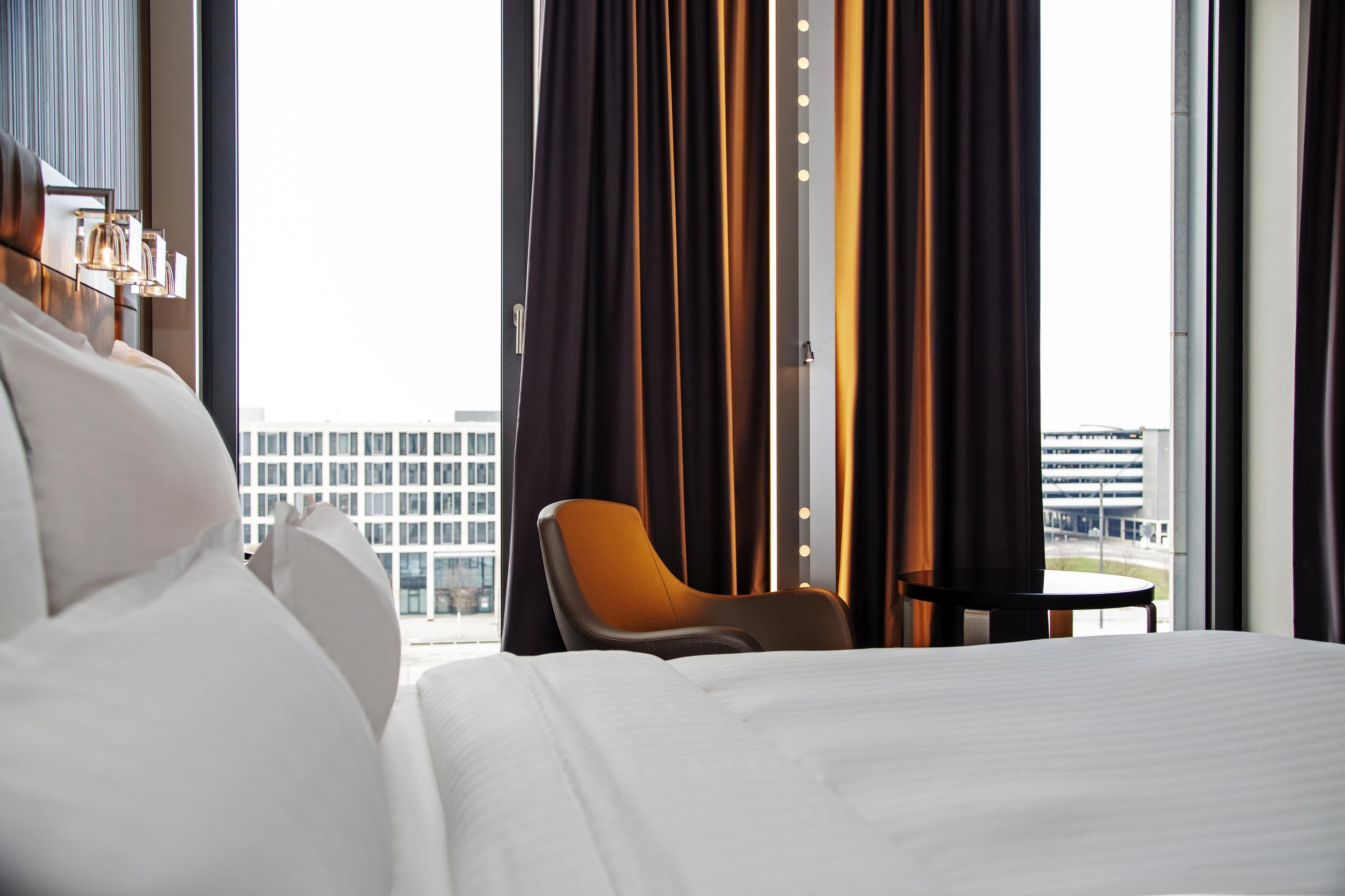 Steigenberger Airport Hotel Berlin Schoenefeld Exterior photo